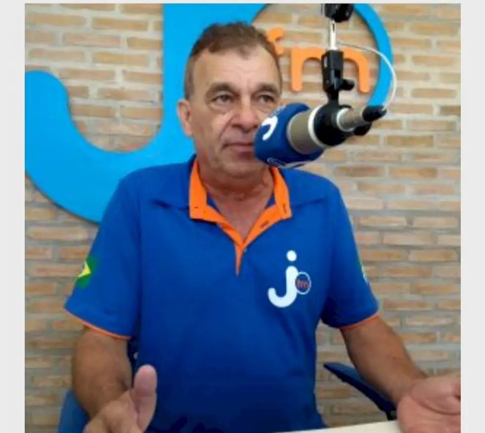 Adair de Paula Terra,